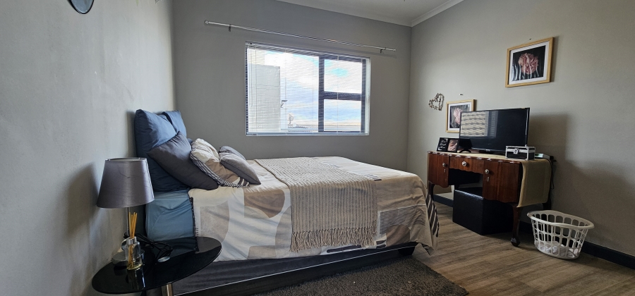 4 Bedroom Property for Sale in Country Club Western Cape